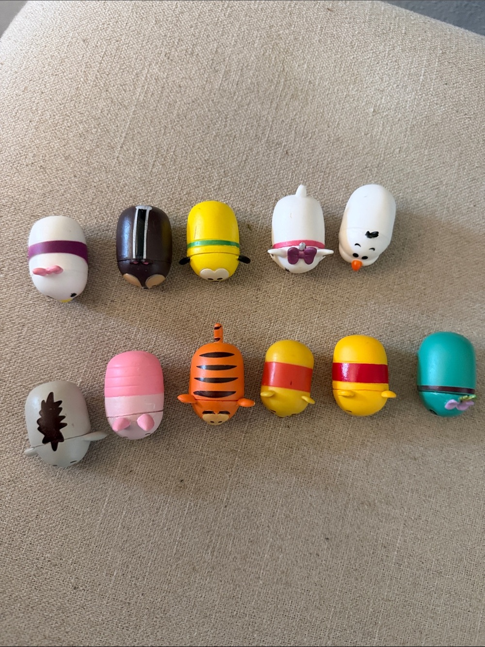 Disney Tsum Tsum Characters Assorted Set of 11 Winnie the Pooh Olaf Daisy - Picture 2 of 5